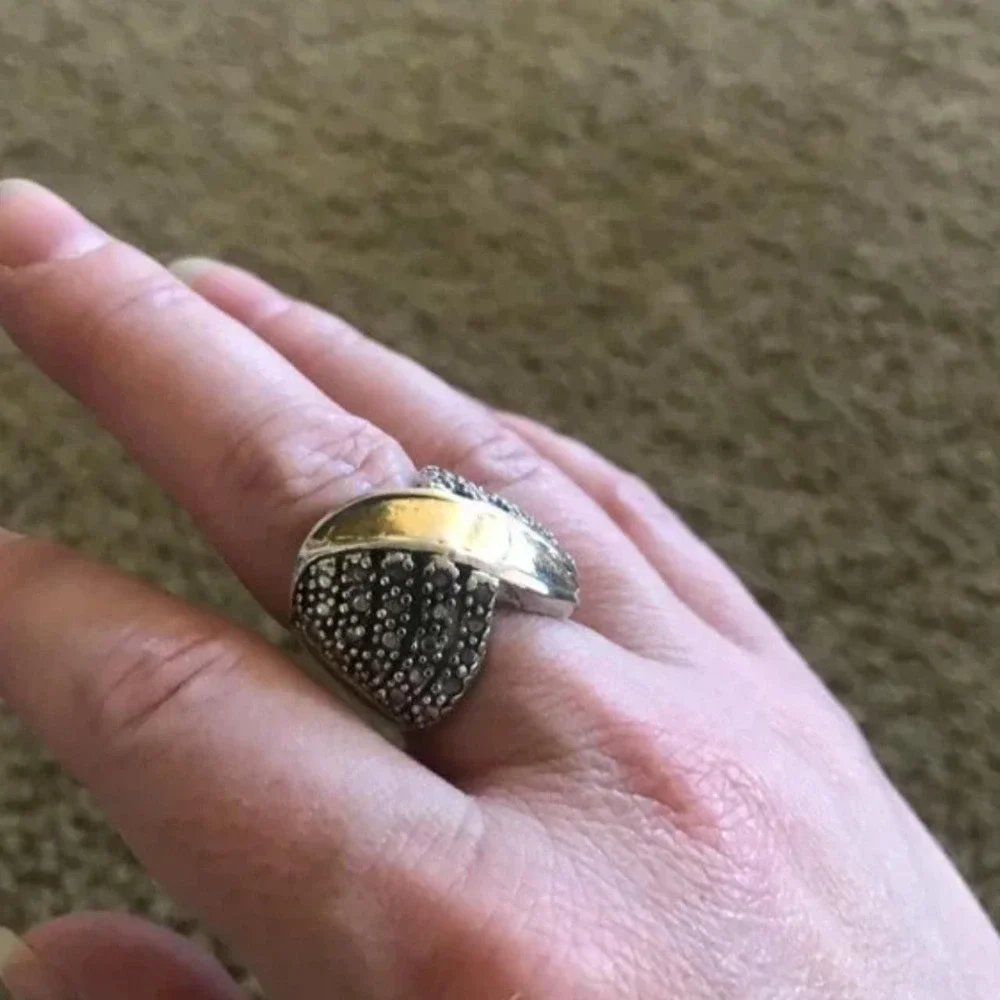 80's Gold tone with CZ crystals ring size 8 Retro 80's Glam